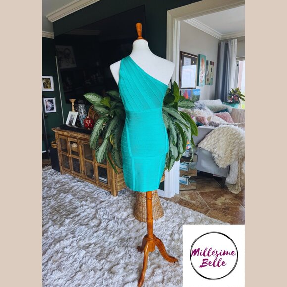 Bebe Bodycon Turquoise Dress - Picture 5 of 10